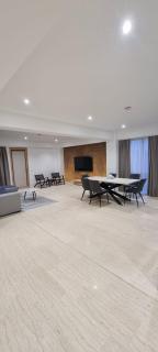 Eroilor Apartments - 8