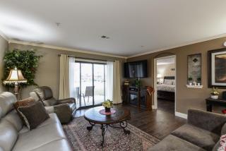 Comfortable updated Condo with No steps - 7