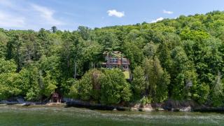 Rustic-modern Lake House in Milton Near Burlington and Eagle Mountain - 4