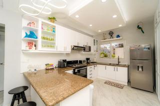 Oceana Mare Luxe Condo (Renovated) 3BDR - L-201 - 2