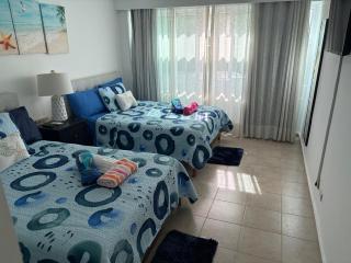 Oasis by the beach Retiro 1 - 3