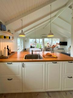 Charming Holiday Home With Sea View In Hejlsminde - Hejlsminde - 6