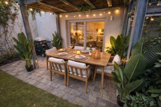 Gartenwohnung-Terrasse-3 Schlafzimmer-85ZollTV-Arcade - 9