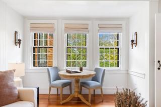 Driftwood Suite - Luxury Retreat in Newport - 1