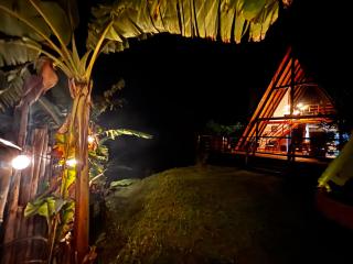 Chalé Recanto - ofurô, banheira, vista, cachoeira e lago - 9