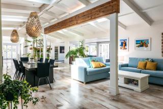 Lannan Beach House - Waterfront & Spa - 2