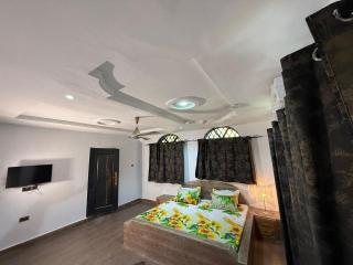 Miky Hillside Lodge - 8