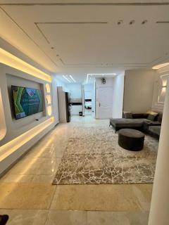 Queen of the Nile - 8