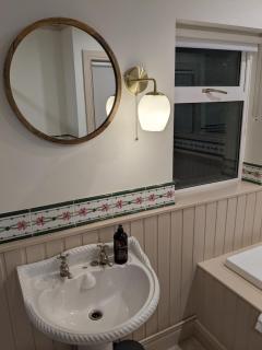 Holywood Hideaway 2 bedroom retreat - 8