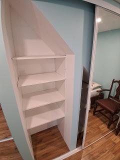 Greenhills - 2 bedroom suit - lower level - 8