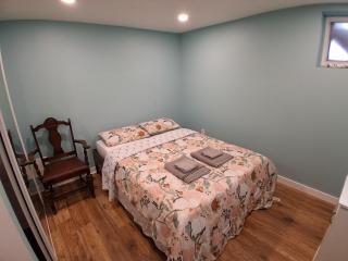 Greenhills - 2 bedroom suit - lower level - 6