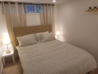 Modern 2 Bedroom Unit - River Walk - 7