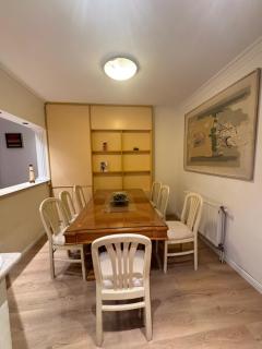 Luxury 3BDR Apartment in Center - 2