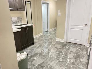 Relaxing 2 Bedroom Basement Stay - 8