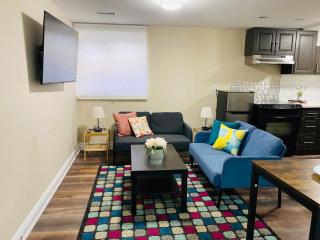 Relaxing 2 Bedroom Basement Stay - 3