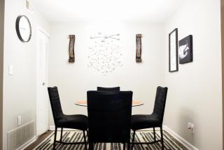 Comfy 2BR-1 Retreat in an ideal location - 4