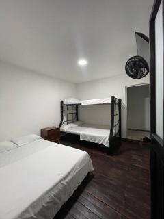 Centro Recreacional y Convenciones Tres Potrillos - 6