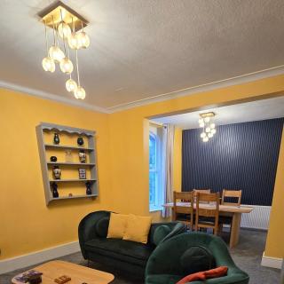 The Maisonette central Buxton - 9