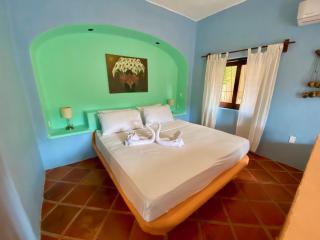 Luna - Casa MoJo's delightful 1BR, kitchen, pool - 9