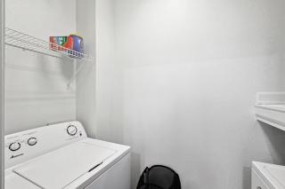 Lux 1B with Pool Near The Star, Legacy West & Toyota - 3