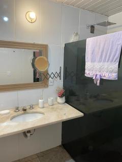 Apartamento inteiro 170m2 com 3 quartos - 100m da praia - 5