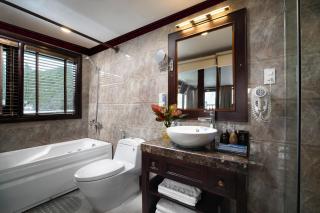 Alisa Premier Cruise Ha Long - 2