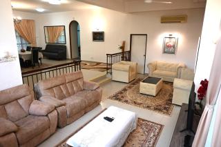 BUNGALOW POOL, NETFLIX, BBQ And BATU FERRINGHI - 1