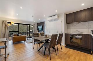 Summit Haven – East | 5BR New Build | 2 Spas - 4