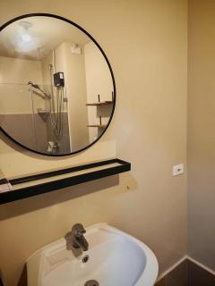 1422 Tower 4 Atria Iloilo Comfy, Central, Cozy - 2