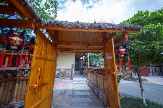 Zhangjiajie Tianmen Mountain Villa Resort B&B - 5