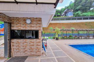 RedDoorz at Rosa Glamping And Pool Ciparay - 7