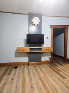 Lonetree Country Corner - 6