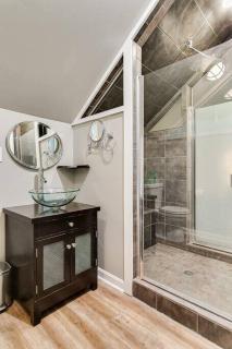 Germantown Gem 4BR Perfect for Groups & Family - 6