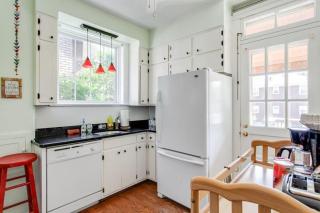 Highlands Retreat Walkable Near Expo Center Family Friendly - 3