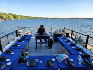 Saratoga Lake Boathouse Retreat - 5