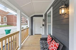 Elegant 1BR Workspace Near Parks and Summit Lake - 9