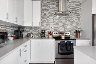 Spacious Home Garage Near Fountain Square-Family Friendly - 0