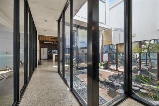 9 Architectural Luxe 4BR Skyhome Pool & Ocean View - 5