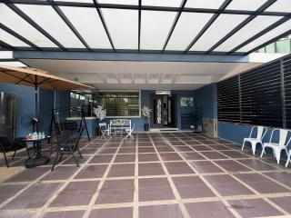 Lana Homestay Indoor pool with jacuzzi - 9