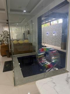 Lana Homestay Indoor pool with jacuzzi - 5