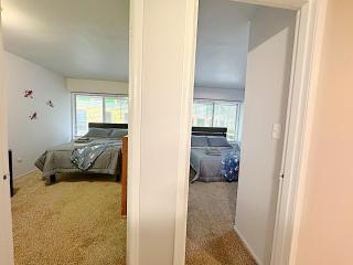 Lux Stay Minutes to Big House U of M Campus and UM Hospital Free Parking - 2