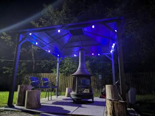 Tiny Wood Cottage 22 - 3