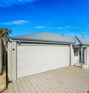 Scarborough Sunsets 3BR & Parkng HotTub Pets PS5 - 6