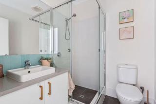 Scarborough Sunsets 3BR & Parkng HotTub Pets PS5 - 3