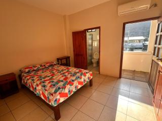 Hostal Luxury Place - 1