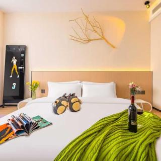 Totoro Elf Hotel Huangdao District City Balcony Branch - 4