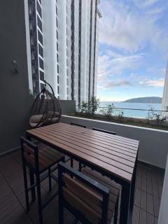 Borneotel The Shore KK by CHG - 2