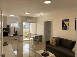 Fully furnished 2 bedroom appart - 0