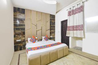 FabHotel Sweet Inn - 2