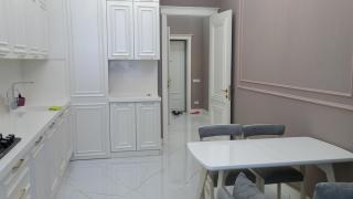 Bakının tam mərkəzində 2 otaqlı , tam şəraitli mənzil - 4